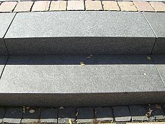 Granit schwarz Blockstufen